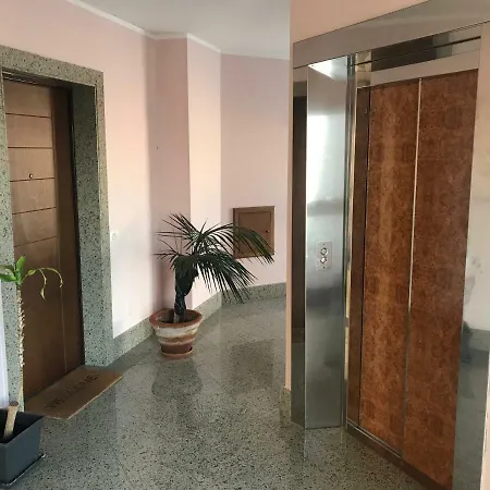 Apartment Mama